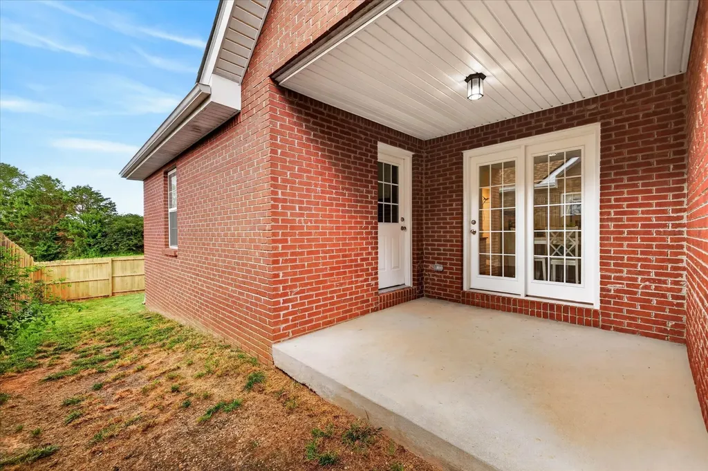 1009 Hendricks Court Clarksville TN 37040