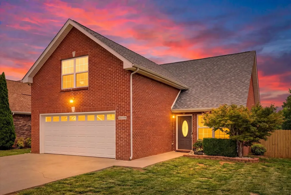 1009 Hendricks Court Clarksville TN 37040
