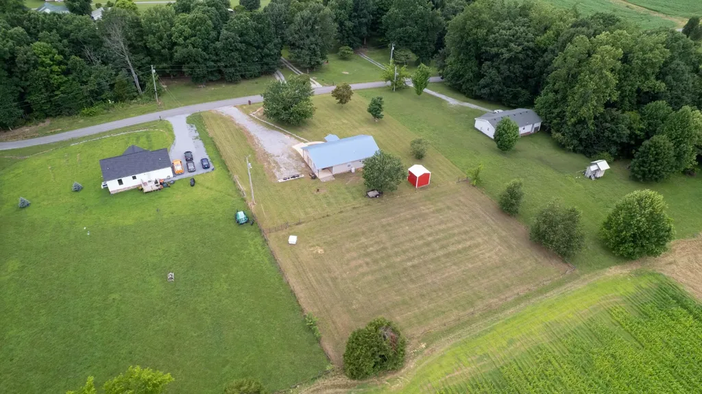 618 Lear Road Portland TN 37148
