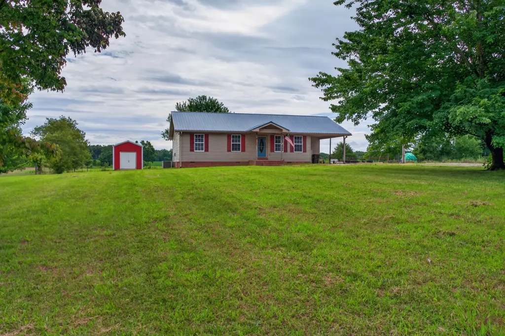 618 Lear Road Portland TN 37148