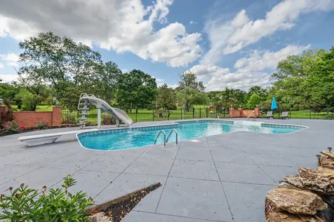 1012 Stirlingshire Drive Hendersonville TN 37075