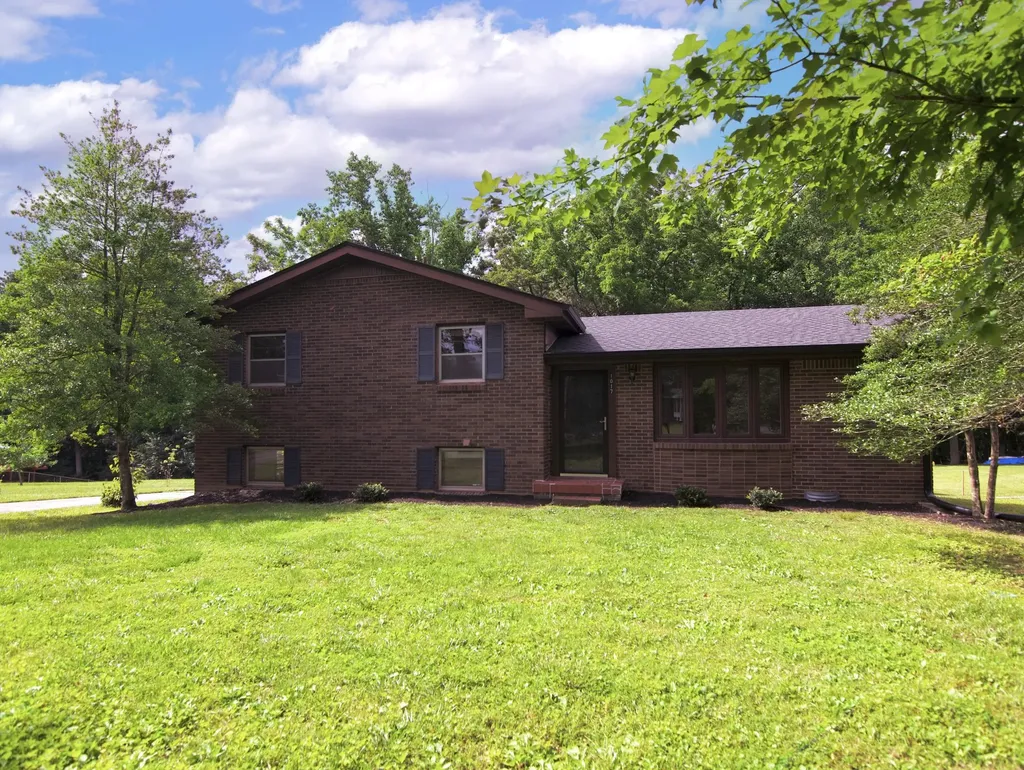 1017 Jackson Heights Road Goodlettsville TN 37072