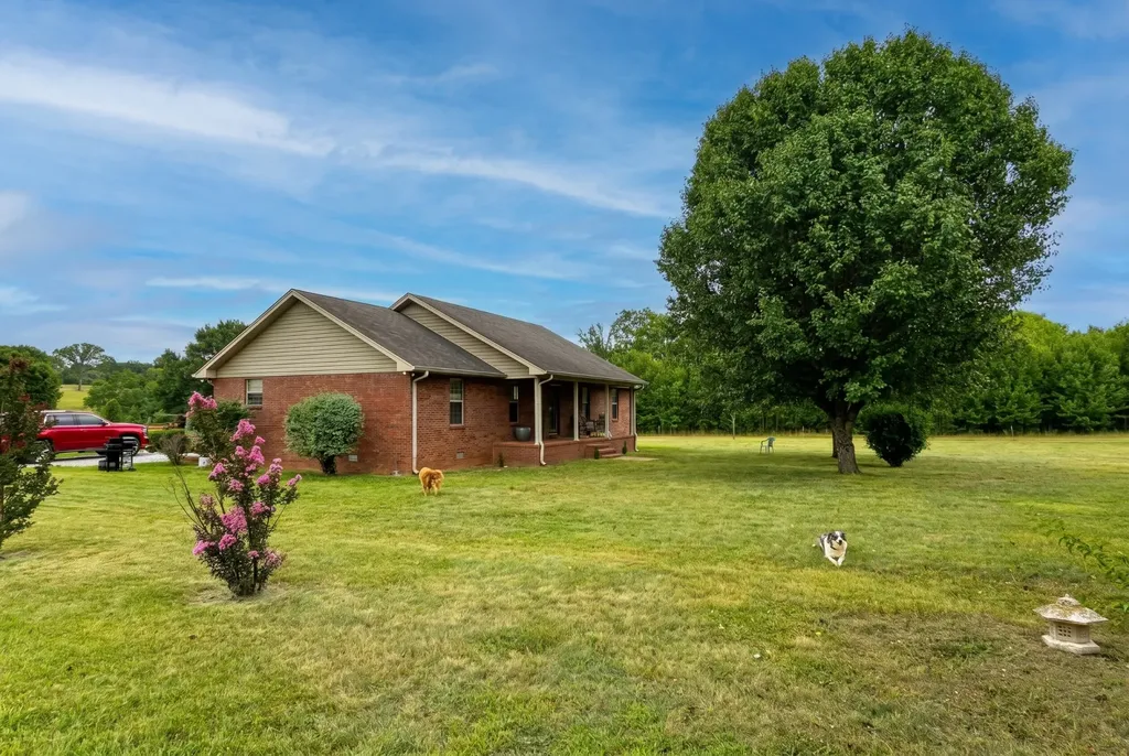 1002 Lebanon Highway Lebanon TN 37087