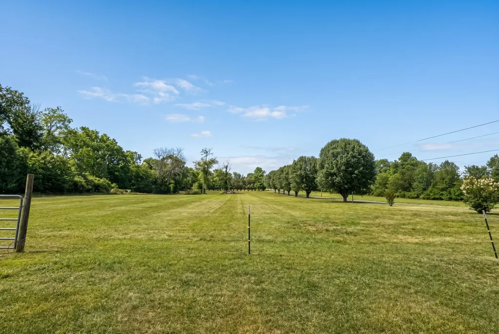 1002 Lebanon Highway Lebanon TN 37087
