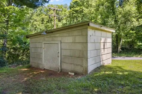 237 Lake Odonnell Road Sewanee TN 37375