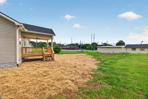 22 Garrett Avenue Cookeville TN 38501