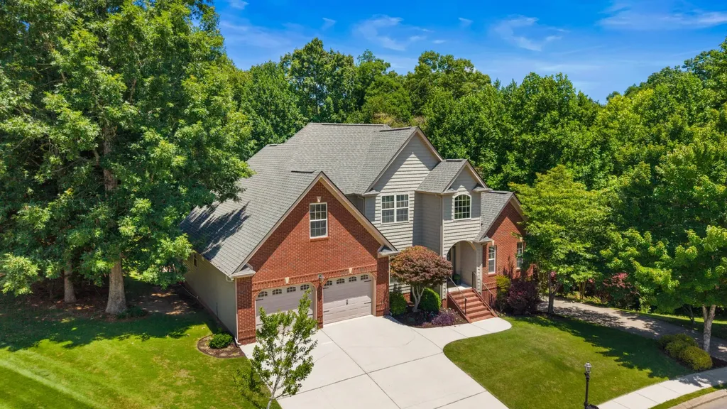 939 Brooke Stone Drive Soddy Daisy TN 37379