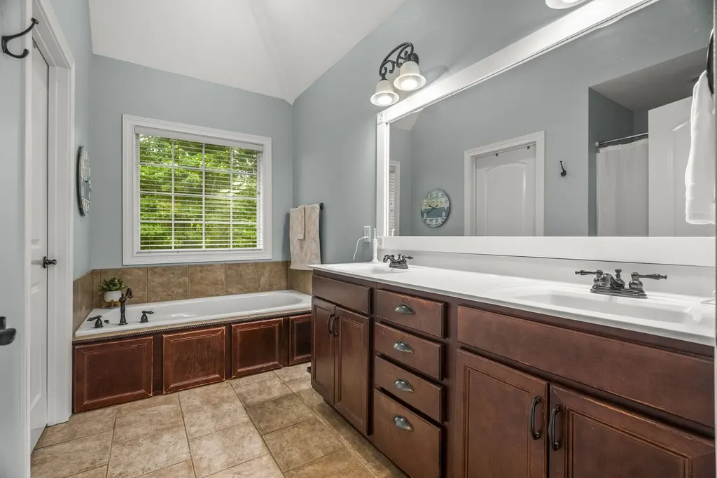 848 Sycamore Drive Springfield TN 37172