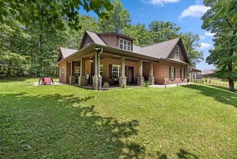 65 Sheltontown Road Manchester TN 37355
