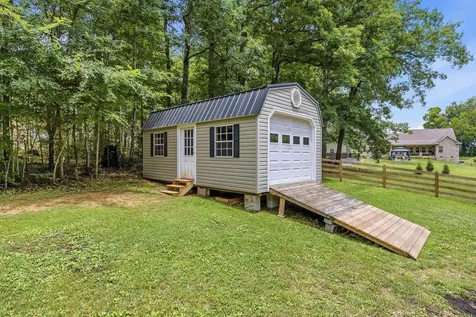 65 Sheltontown Road Manchester TN 37355