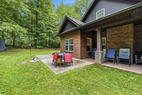 65 Sheltontown Road Manchester TN 37355