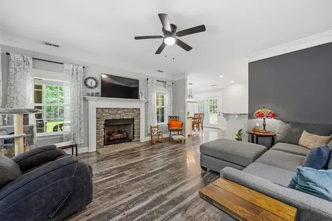 65 Sheltontown Road Manchester TN 37355