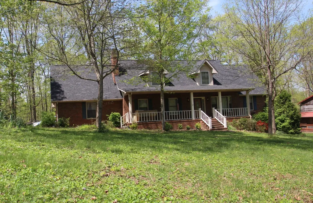 2544 Barwood Drive Greenbrier TN 37073
