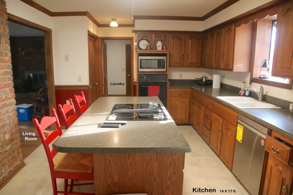2544 Barwood Drive Greenbrier TN 37073