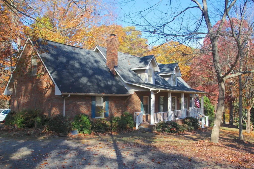 2544 Barwood Drive Greenbrier TN 37073