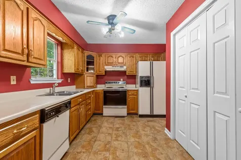 2414 W Wind Drive Soddy Daisy TN 37379