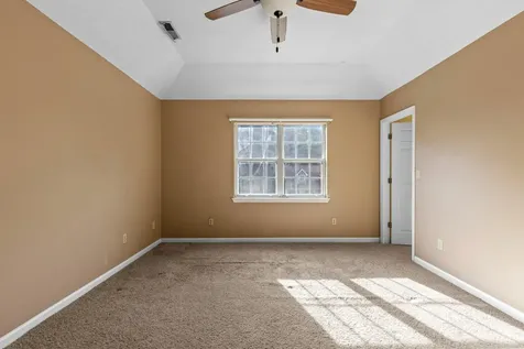 2414 W Wind Drive Soddy Daisy TN 37379