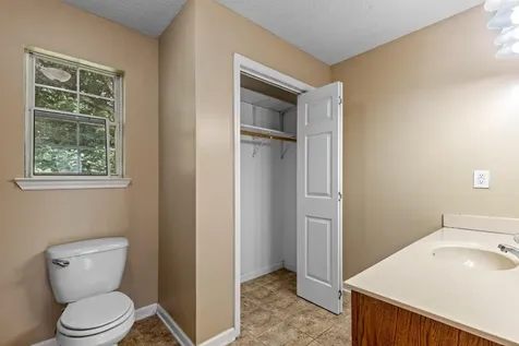 2414 W Wind Drive Soddy Daisy TN 37379