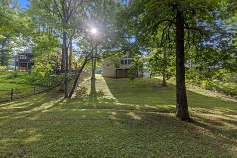 2414 W Wind Drive Soddy Daisy TN 37379