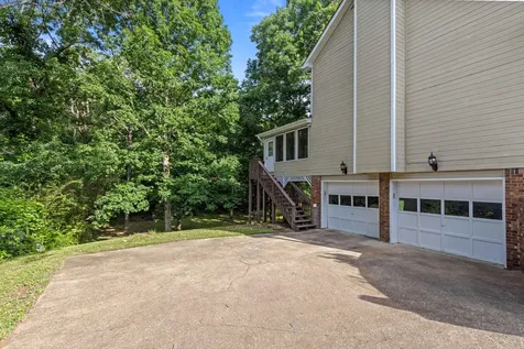 2414 W Wind Drive Soddy Daisy TN 37379