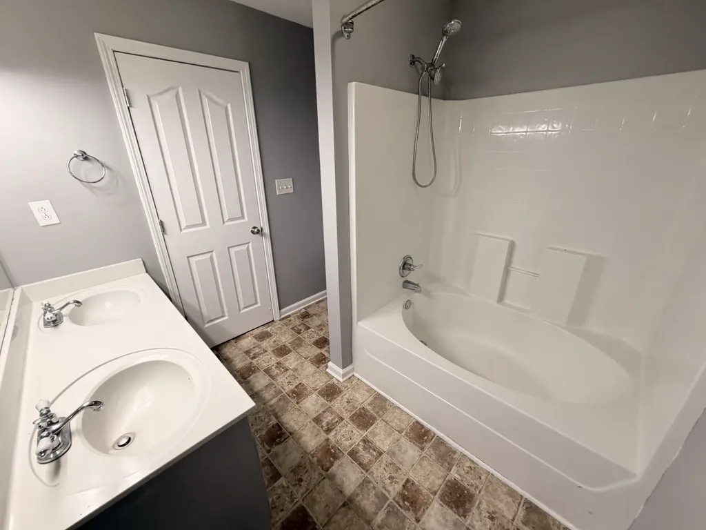 3438 Foxrun Lane Clarksville TN 37042