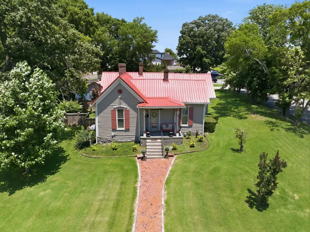 800 W 7th Street Columbia TN 38401