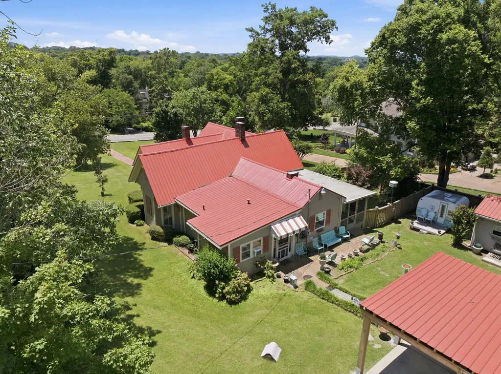 800 W 7th Street Columbia TN 38401