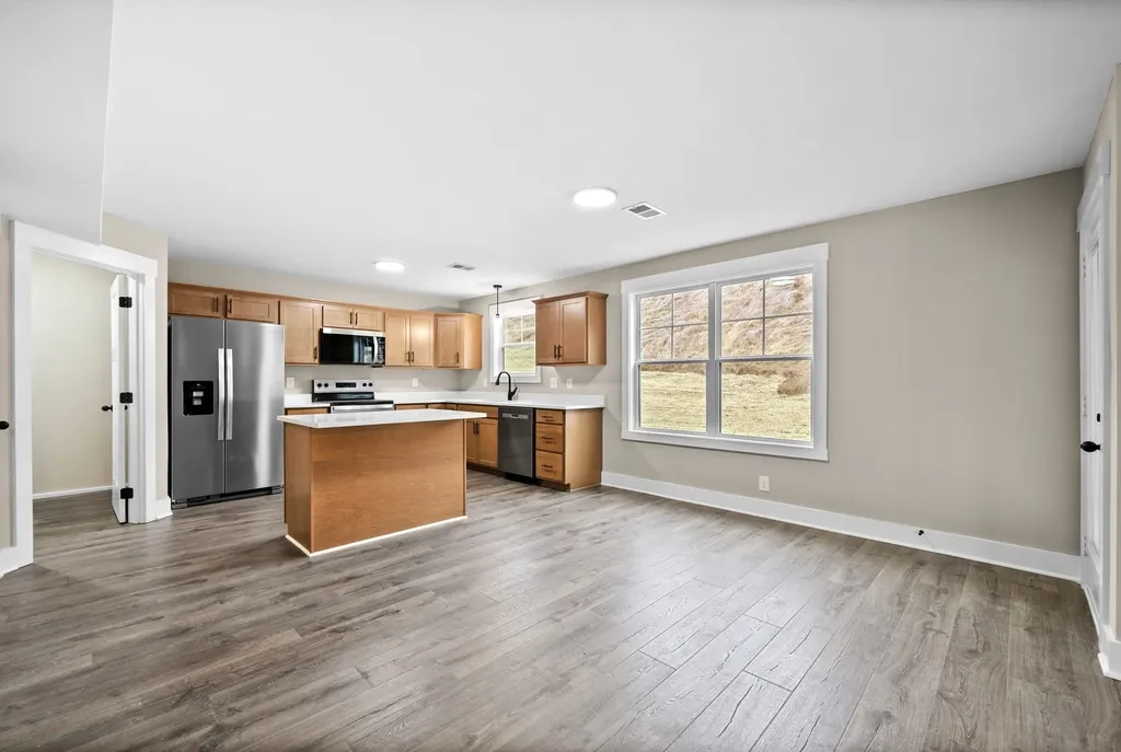 277 Cardinal Creek Clarksville TN 37040