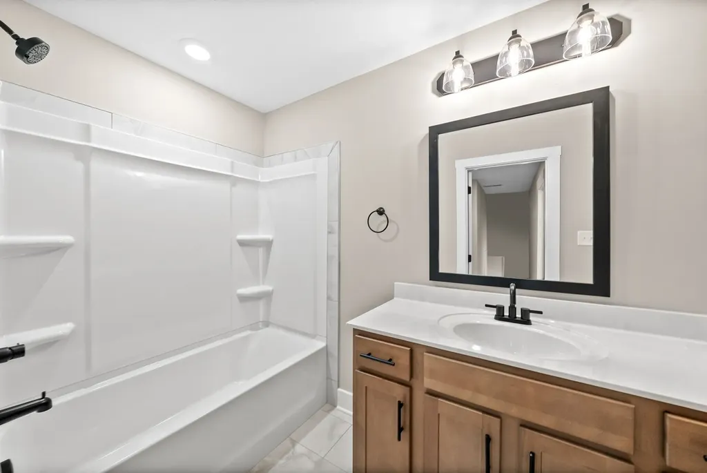 277 Cardinal Creek Clarksville TN 37040