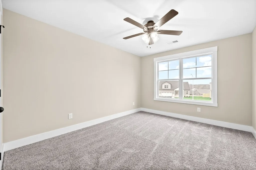 277 Cardinal Creek Clarksville TN 37040