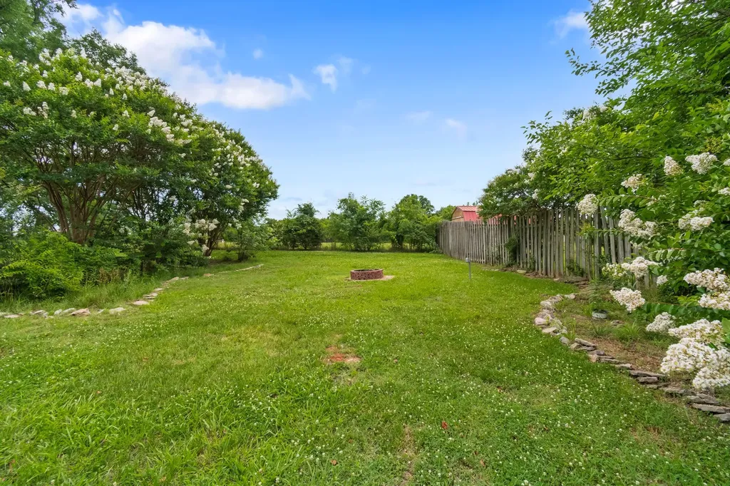 3706 Maple Lane Murfreesboro TN 37129