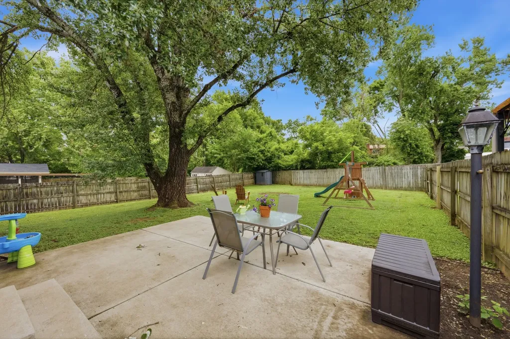 717 Harpeth Bend Drive Nashville TN 37221