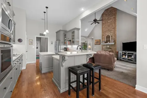 235 Wellington Way Hopkinsville KY 42240