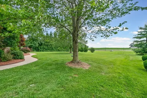 235 Wellington Way Hopkinsville KY 42240