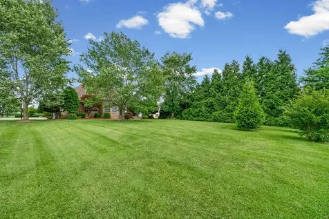 235 Wellington Way Hopkinsville KY 42240