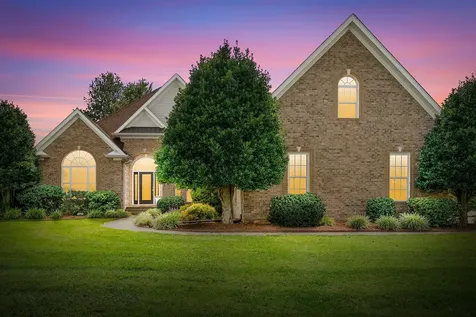 235 Wellington Way Hopkinsville KY 42240