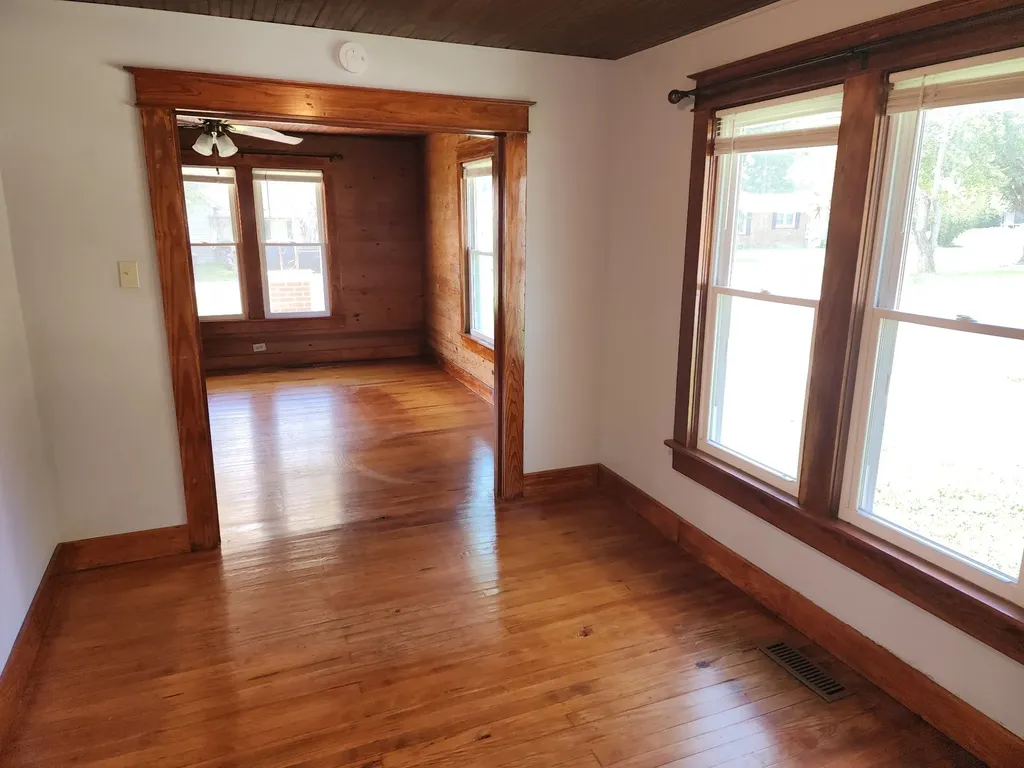 416 W Moore Street Tullahoma TN 37388