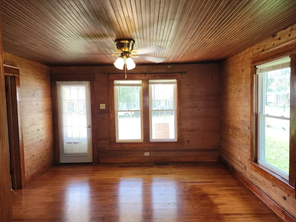 416 W Moore Street Tullahoma TN 37388
