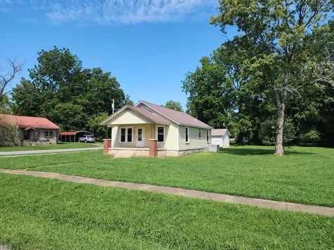 416 W Moore Street Tullahoma TN 37388