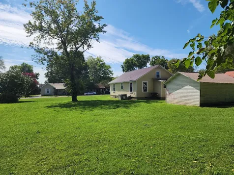 416 W Moore Street Tullahoma TN 37388