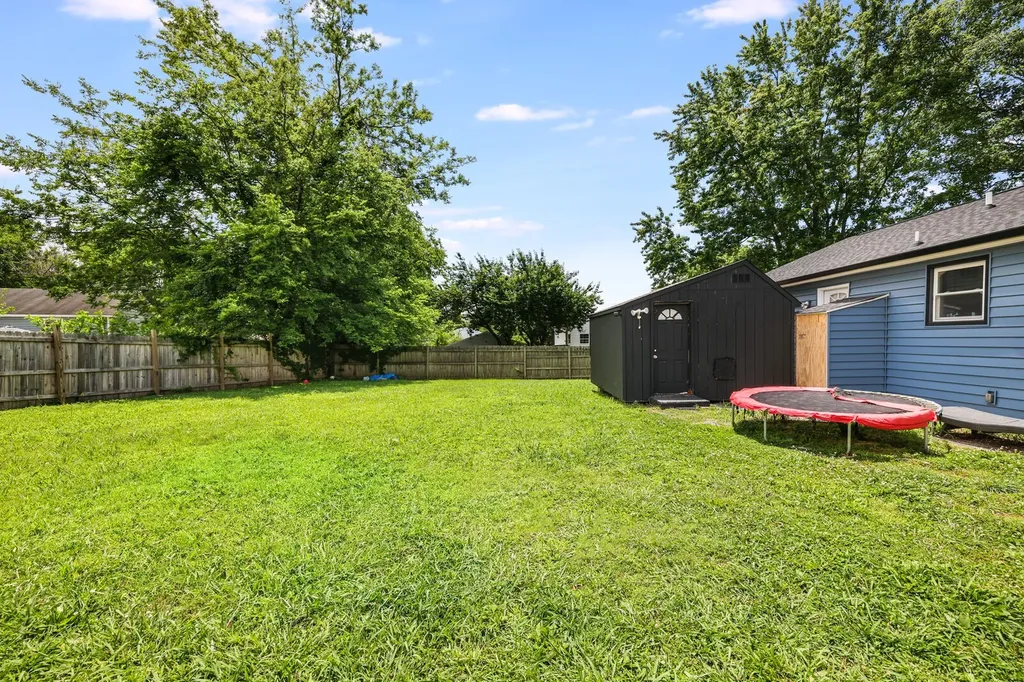 402 Wilkinson Lane White House TN 37188