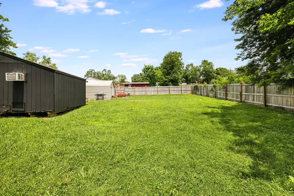402 Wilkinson Lane White House TN 37188