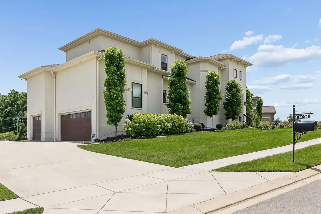 6004 Lookaway Circle Franklin TN 37067