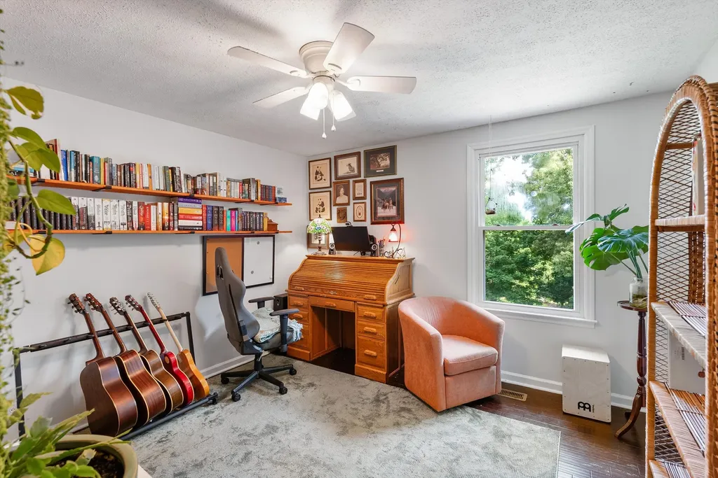 250 Old Columbia Road Dickson TN 37055