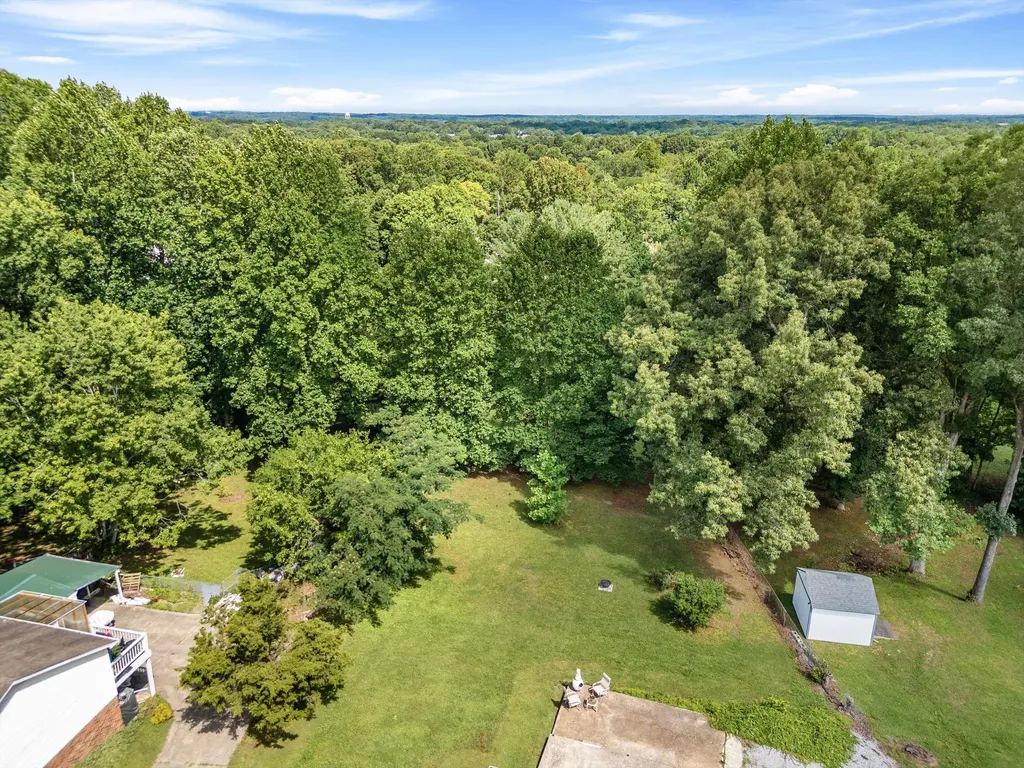 250 Old Columbia Road Dickson TN 37055