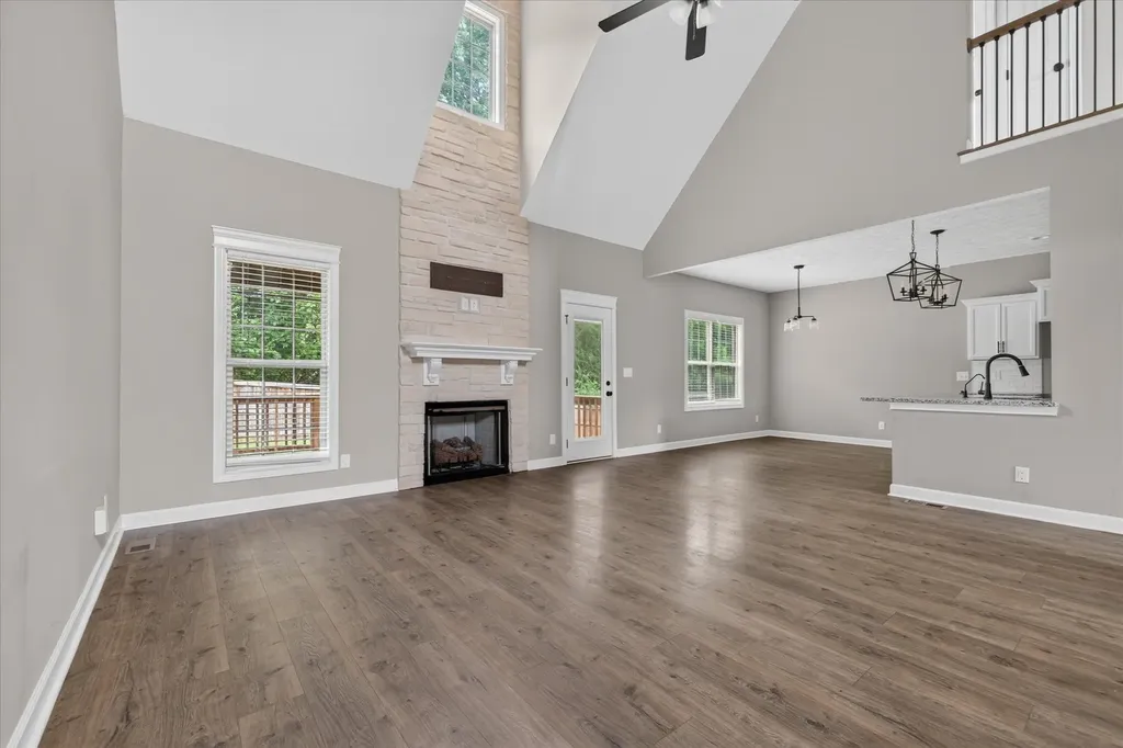 404 Glenstone Springs Drive Clarksville TN 37043