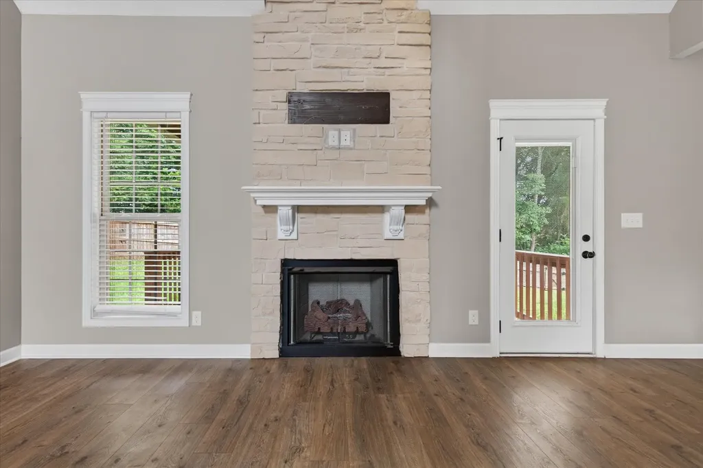 404 Glenstone Springs Drive Clarksville TN 37043