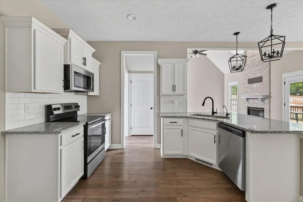 404 Glenstone Springs Drive Clarksville TN 37043