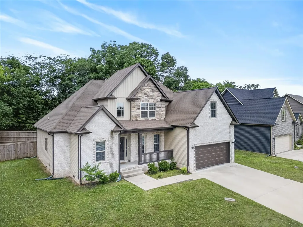 404 Glenstone Springs Drive Clarksville TN 37043