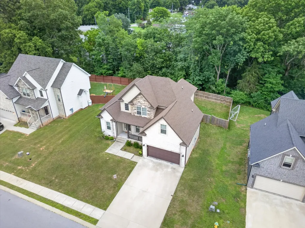 404 Glenstone Springs Drive Clarksville TN 37043